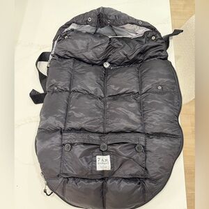 7 A.M. Enfant Black Le Sac Igloo